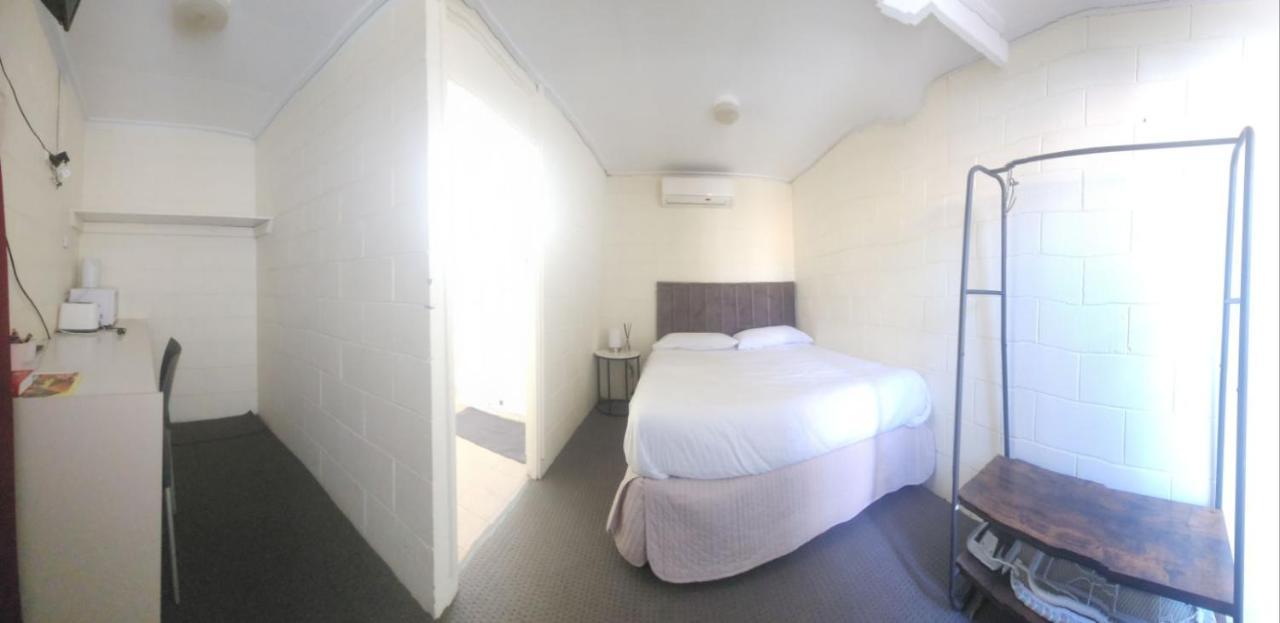 Broken Hill Hotel โบลเดอร์ ภายนอก รูปภาพ